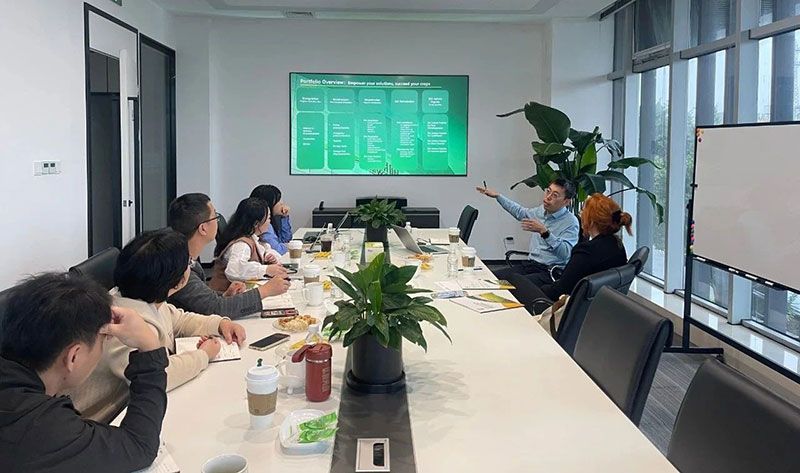 巴西國家植物保護產品協會專家訪問新朝陽，共探生物農業合作新機遇